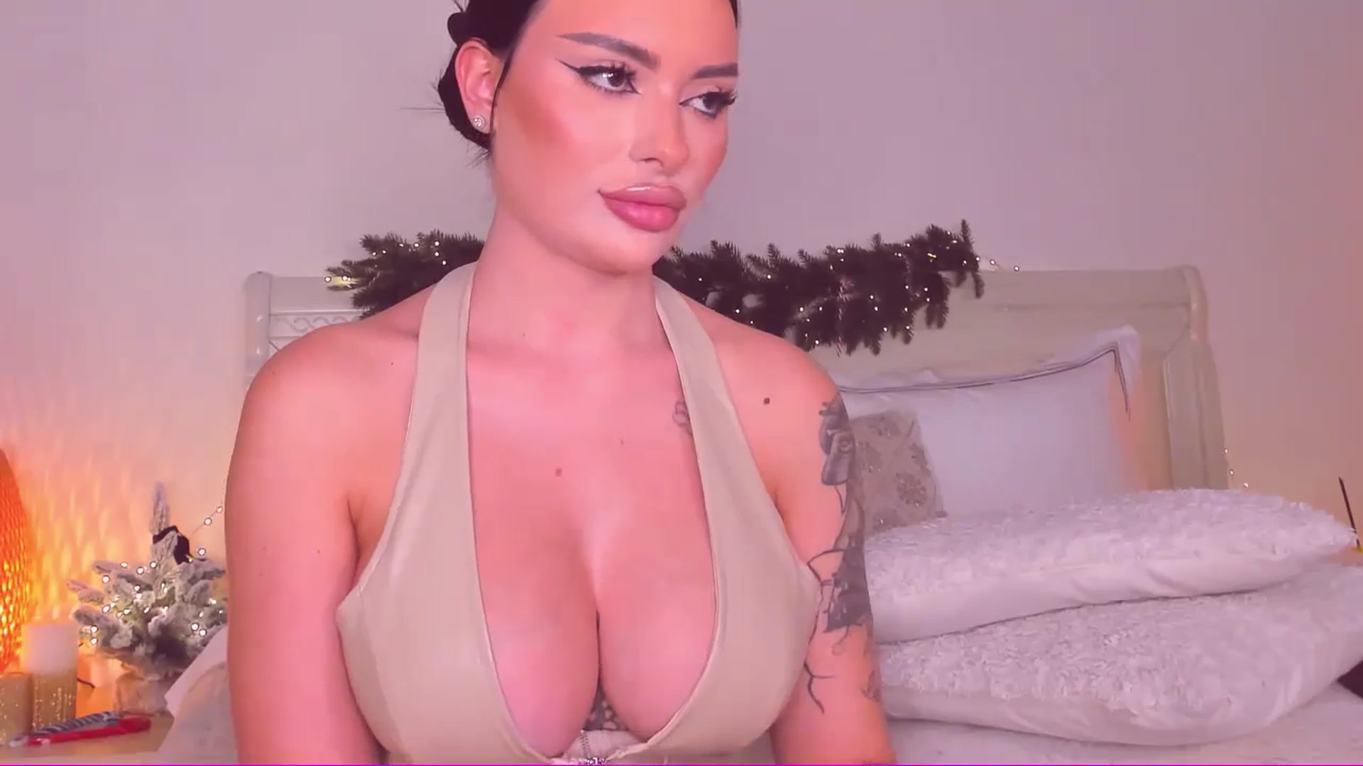 Gallery image thumbnail from Mary_Harris_'s myfreecams stream on, 01/19/2025, 16:14 image 20 of 20