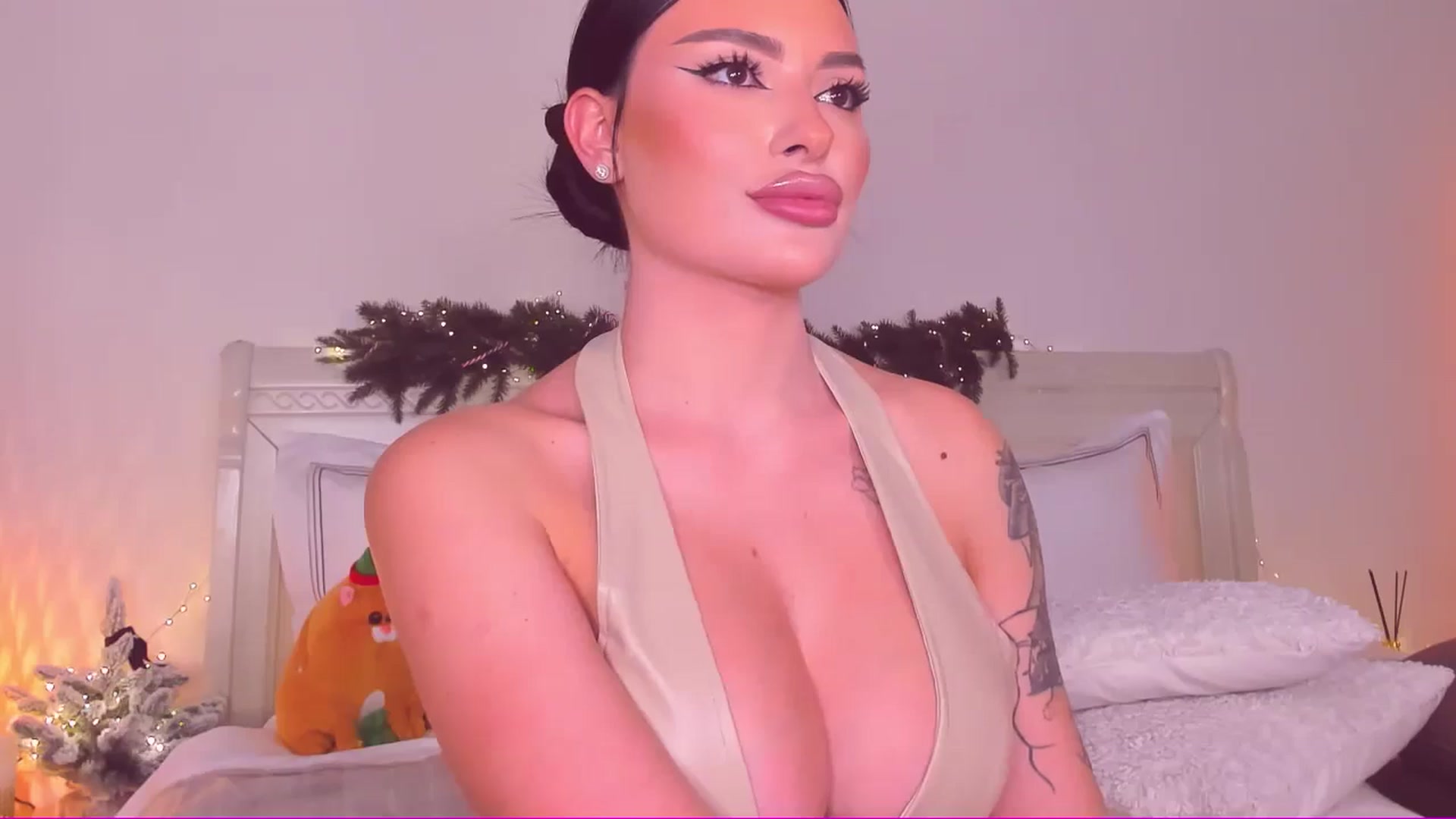 Gallery image thumbnail from Mary_Harris_'s myfreecams stream on, 01/19/2025, 16:14 image 12 of 20