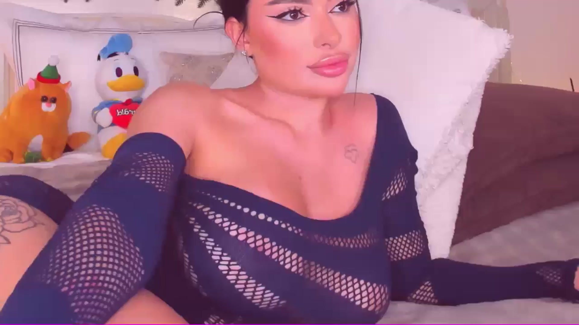 Gallery image thumbnail from Mary_Harris_'s myfreecams stream on, 01/20/2025, 15:16 image 8 of 20