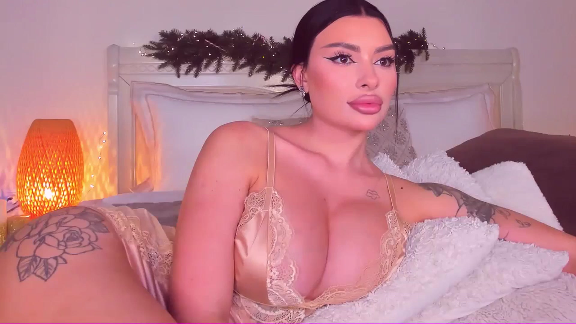 Gallery image thumbnail from Mary_Harris_'s myfreecams stream on, 02/06/2025, 12:46 image 15 of 20