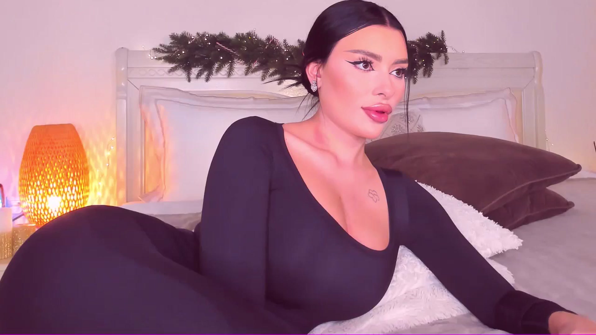 Gallery image thumbnail from Mary_Harris_'s myfreecams stream on, 02/06/2025, 17:55 image 7 of 20