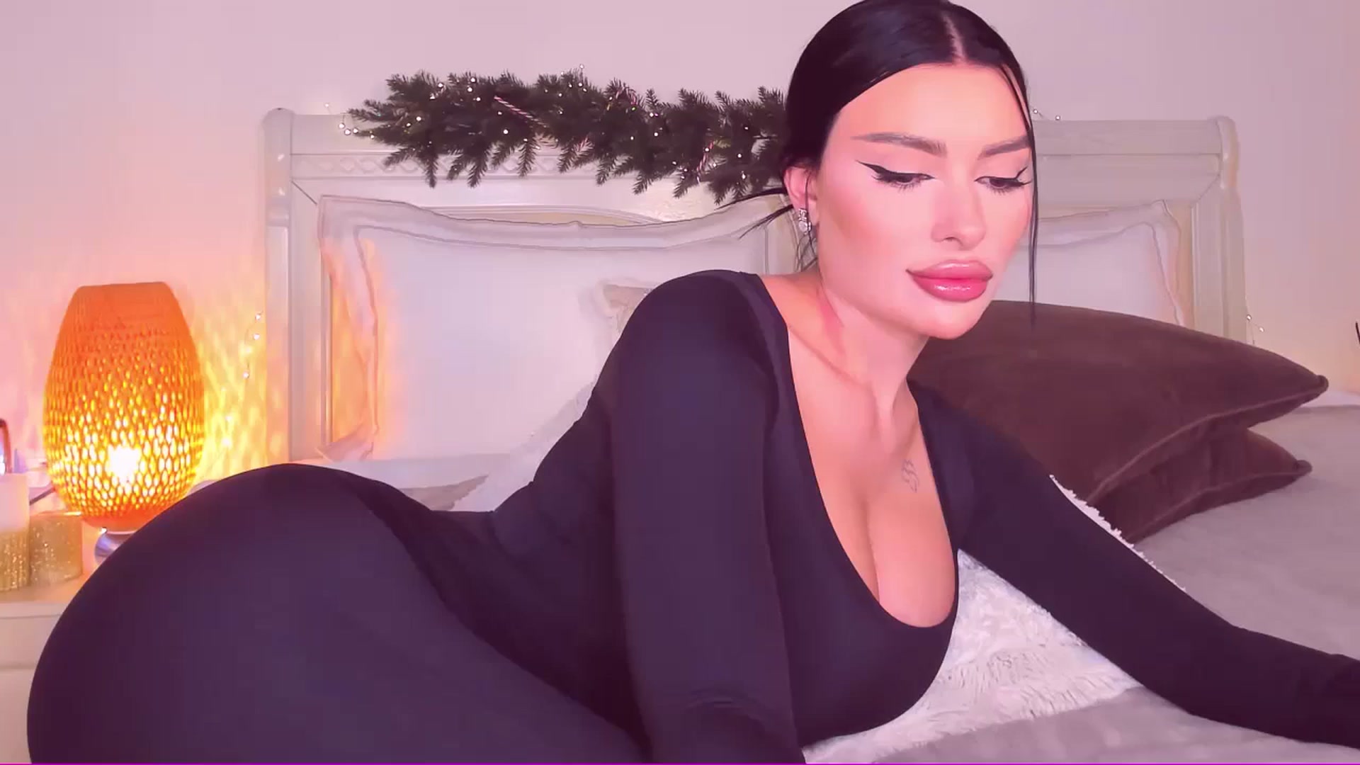 Gallery image thumbnail from Mary_Harris_'s myfreecams stream on, 02/06/2025, 17:55 image 1 of 20