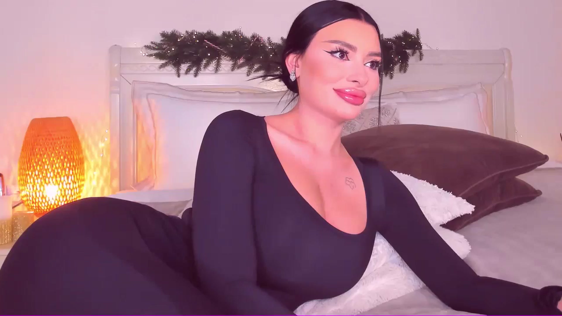 Gallery image thumbnail from Mary_Harris_'s myfreecams stream on, 02/06/2025, 17:55 image 14 of 20