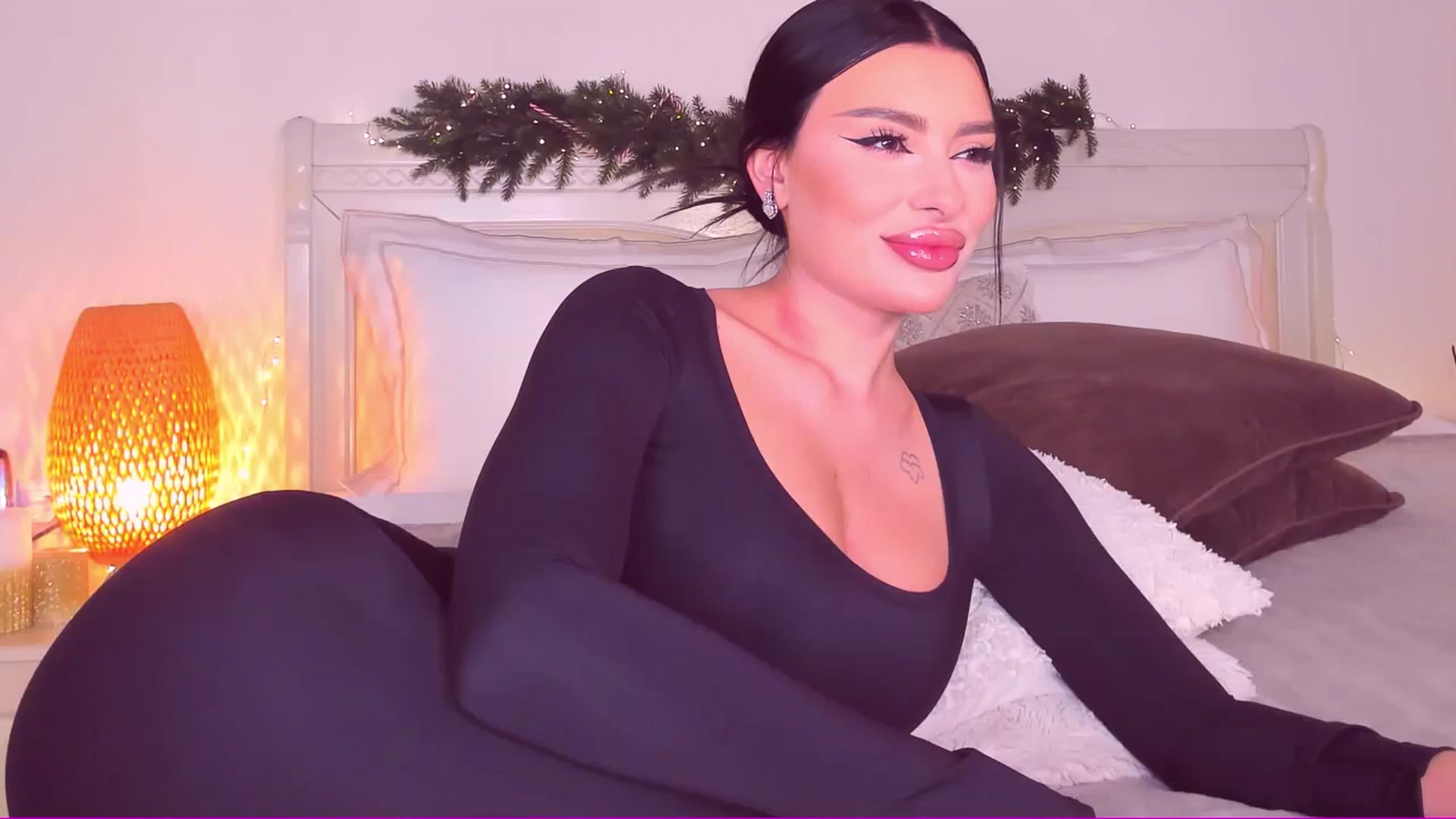 Gallery image thumbnail from Mary_Harris_'s myfreecams stream on, 02/06/2025, 17:55 image 3 of 20