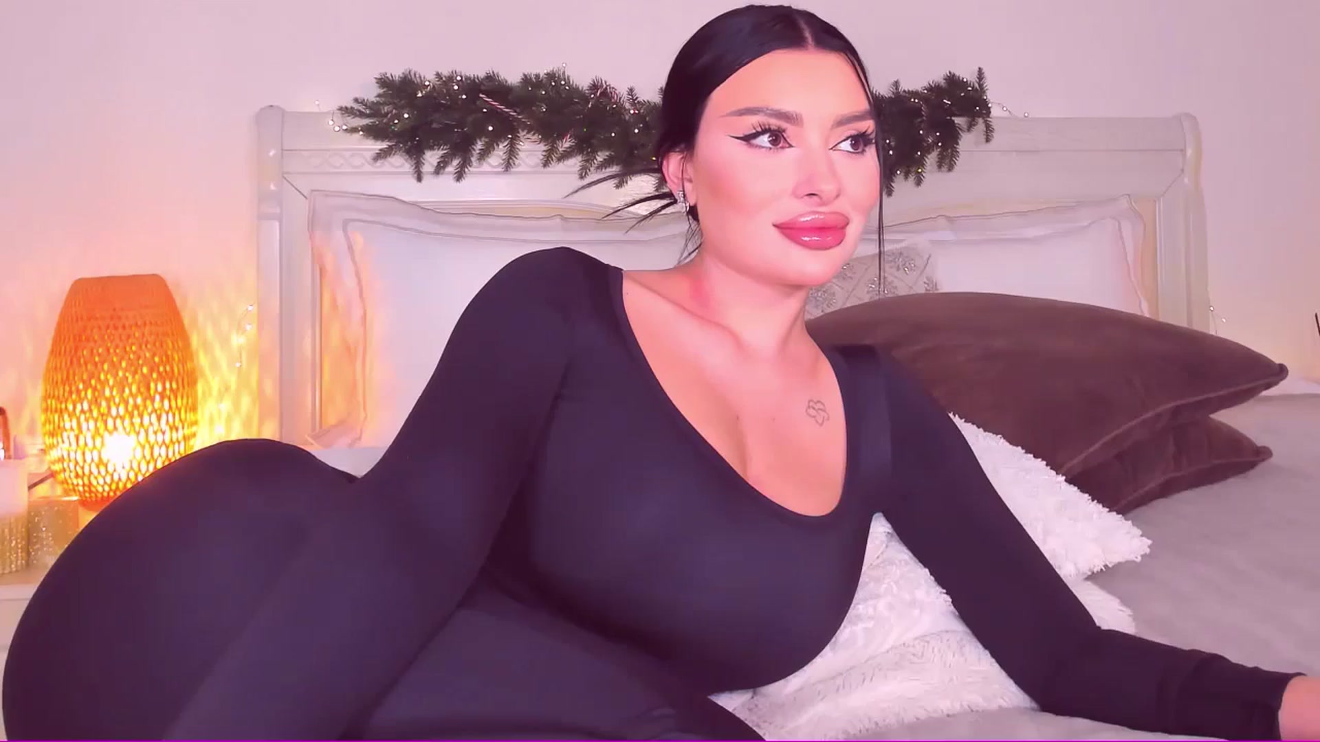 Gallery image thumbnail from Mary_Harris_'s myfreecams stream on, 02/06/2025, 17:55 image 2 of 20