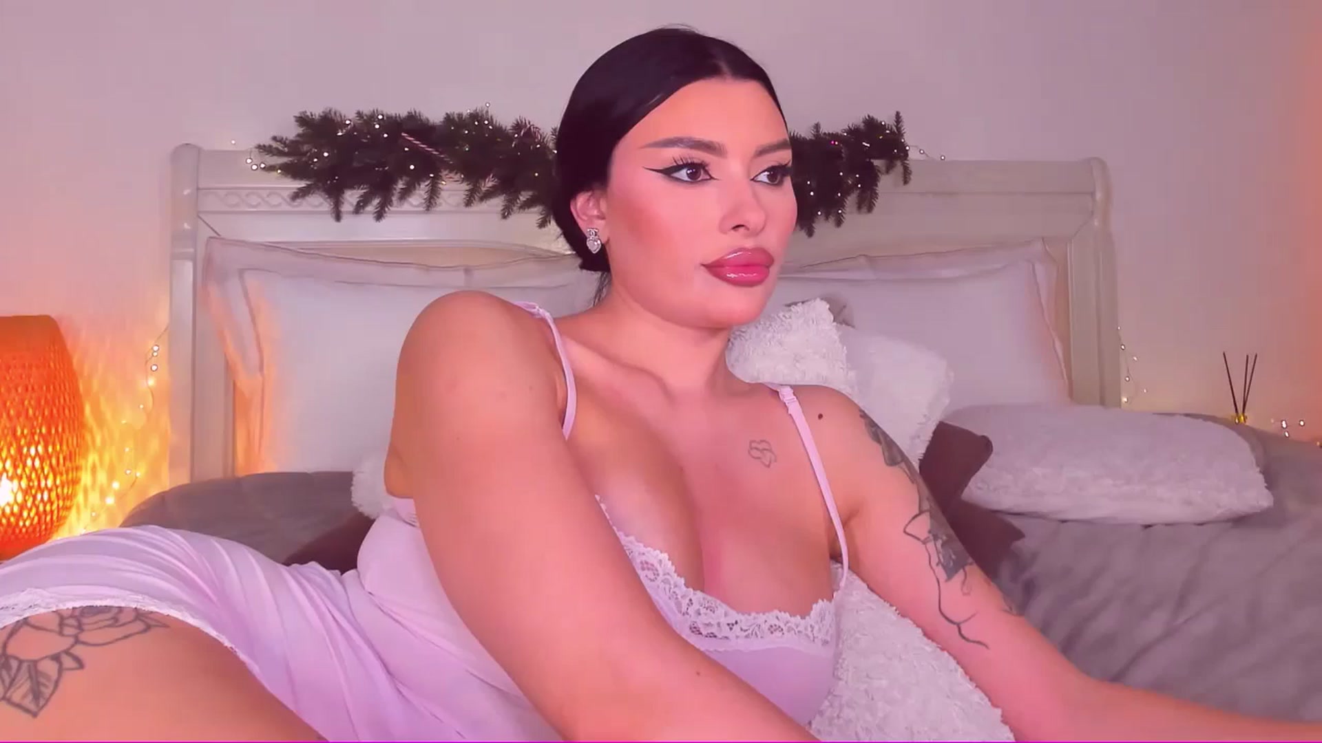 Gallery image thumbnail from Mary_Harris_'s myfreecams stream on, 02/08/2025, 17:39 image 9 of 20