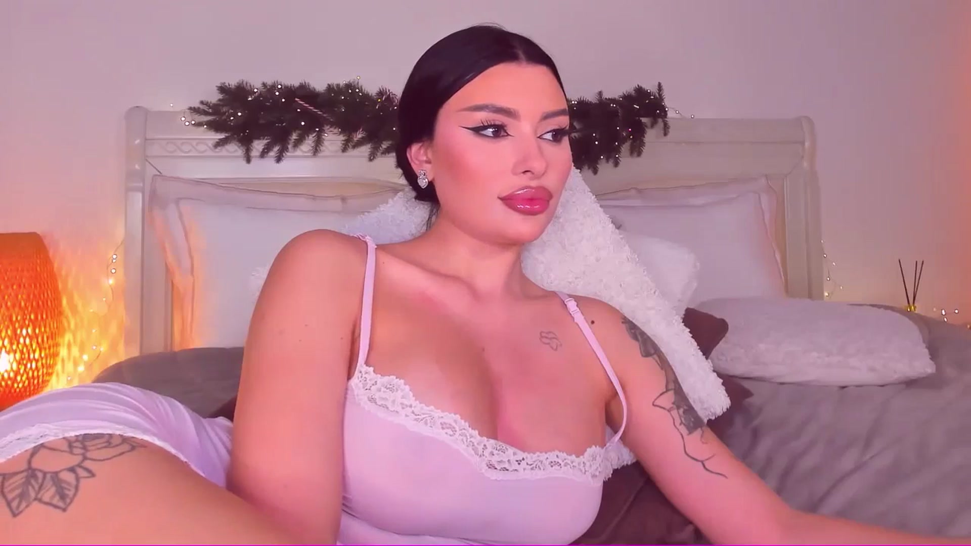 Gallery image thumbnail from Mary_Harris_'s myfreecams stream on, 02/08/2025, 17:39 image 6 of 20