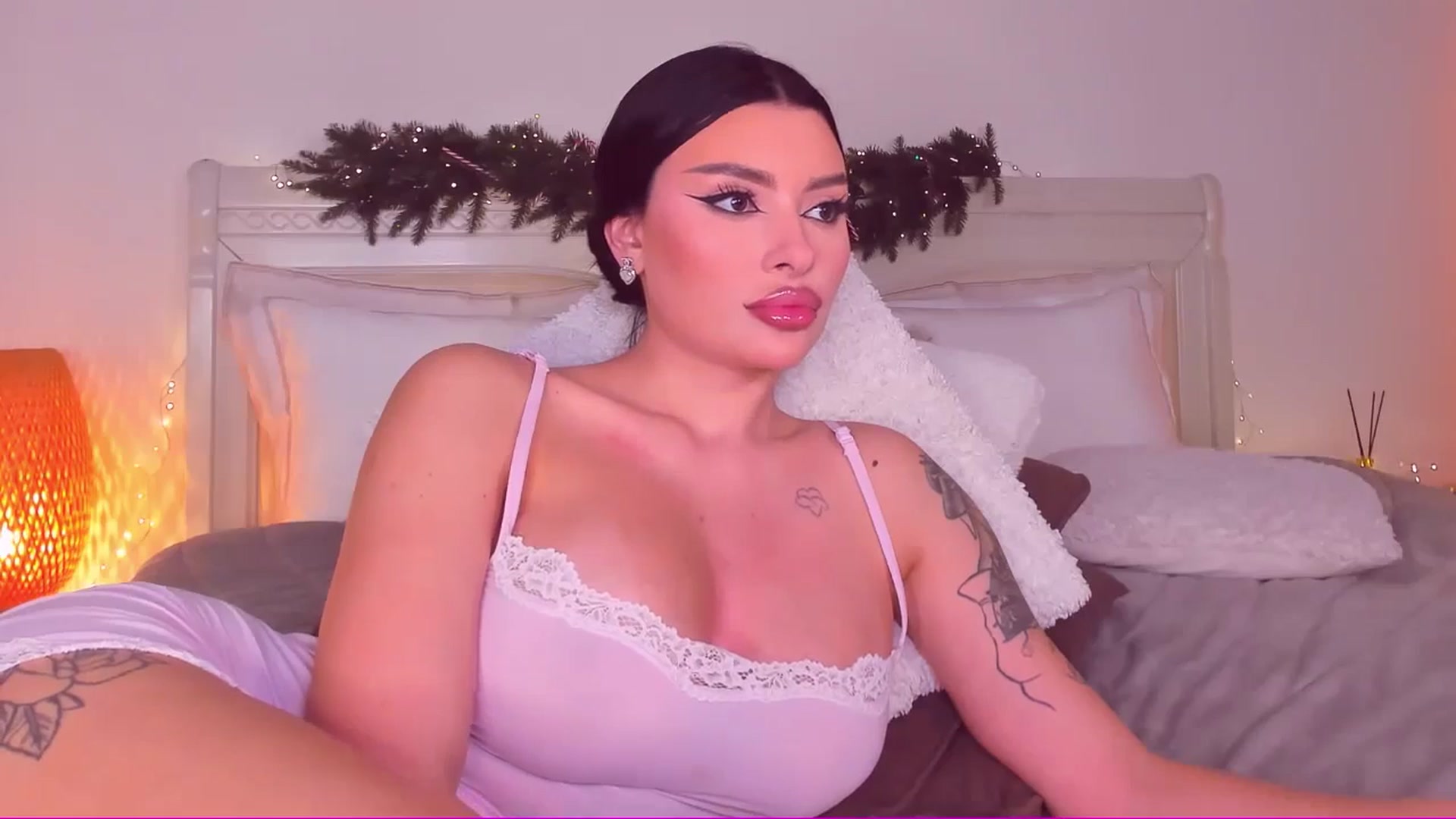 Gallery image thumbnail from Mary_Harris_'s myfreecams stream on, 02/08/2025, 17:39 image 5 of 20