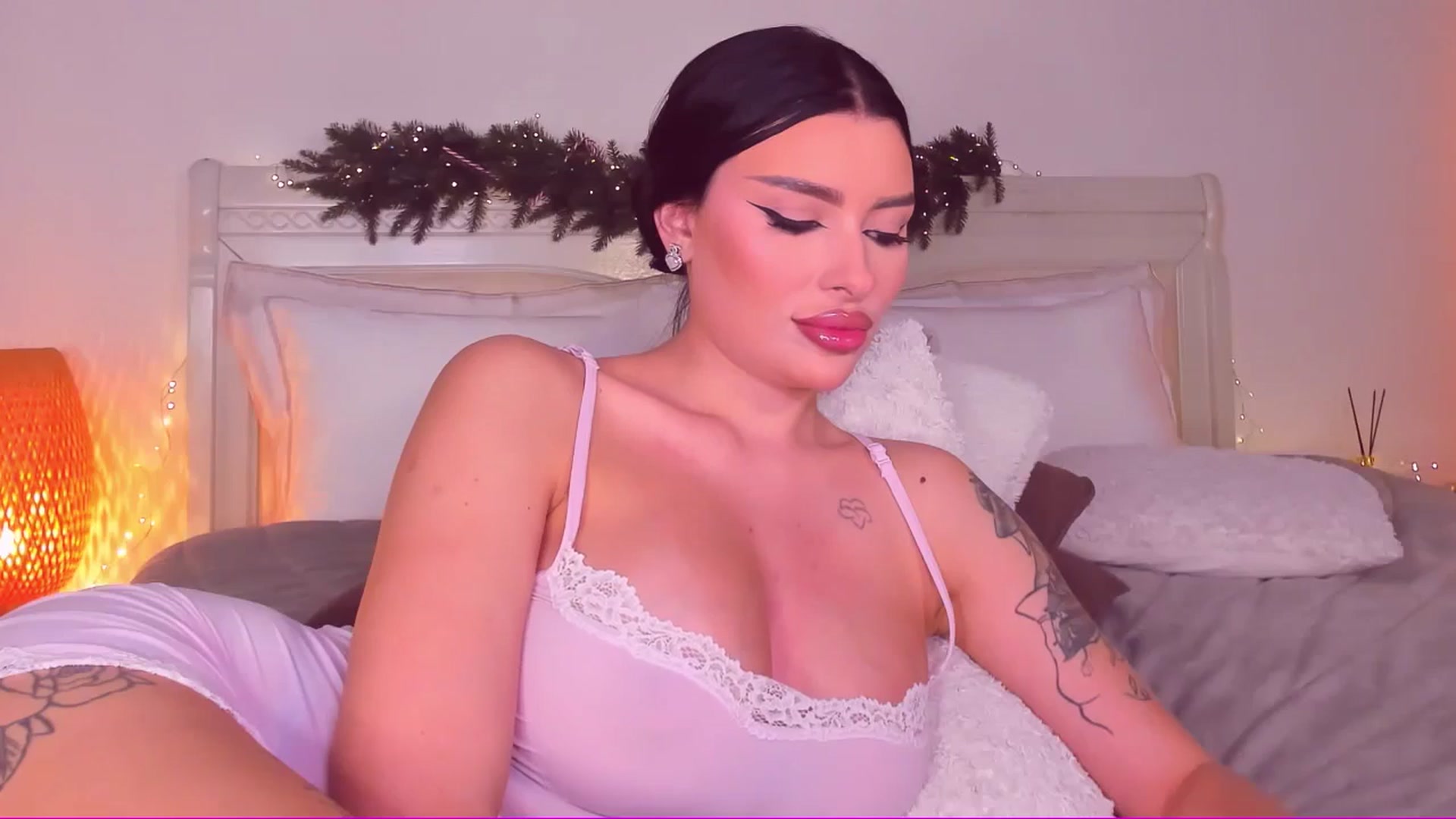Gallery image thumbnail from Mary_Harris_'s myfreecams stream on, 02/08/2025, 17:39 image 13 of 20