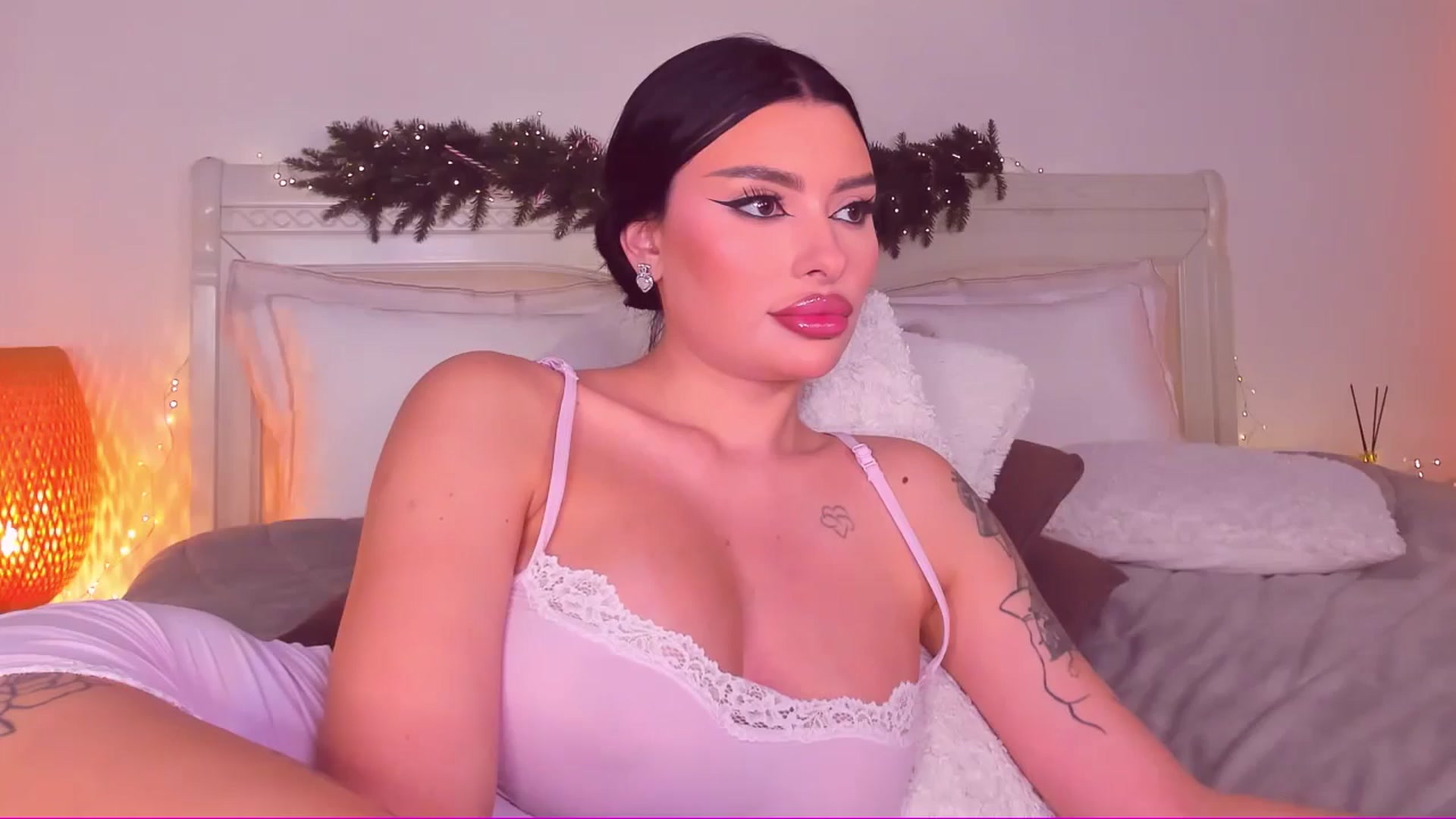 Gallery image thumbnail from Mary_Harris_'s myfreecams stream on, 02/08/2025, 18:50 image 5 of 20