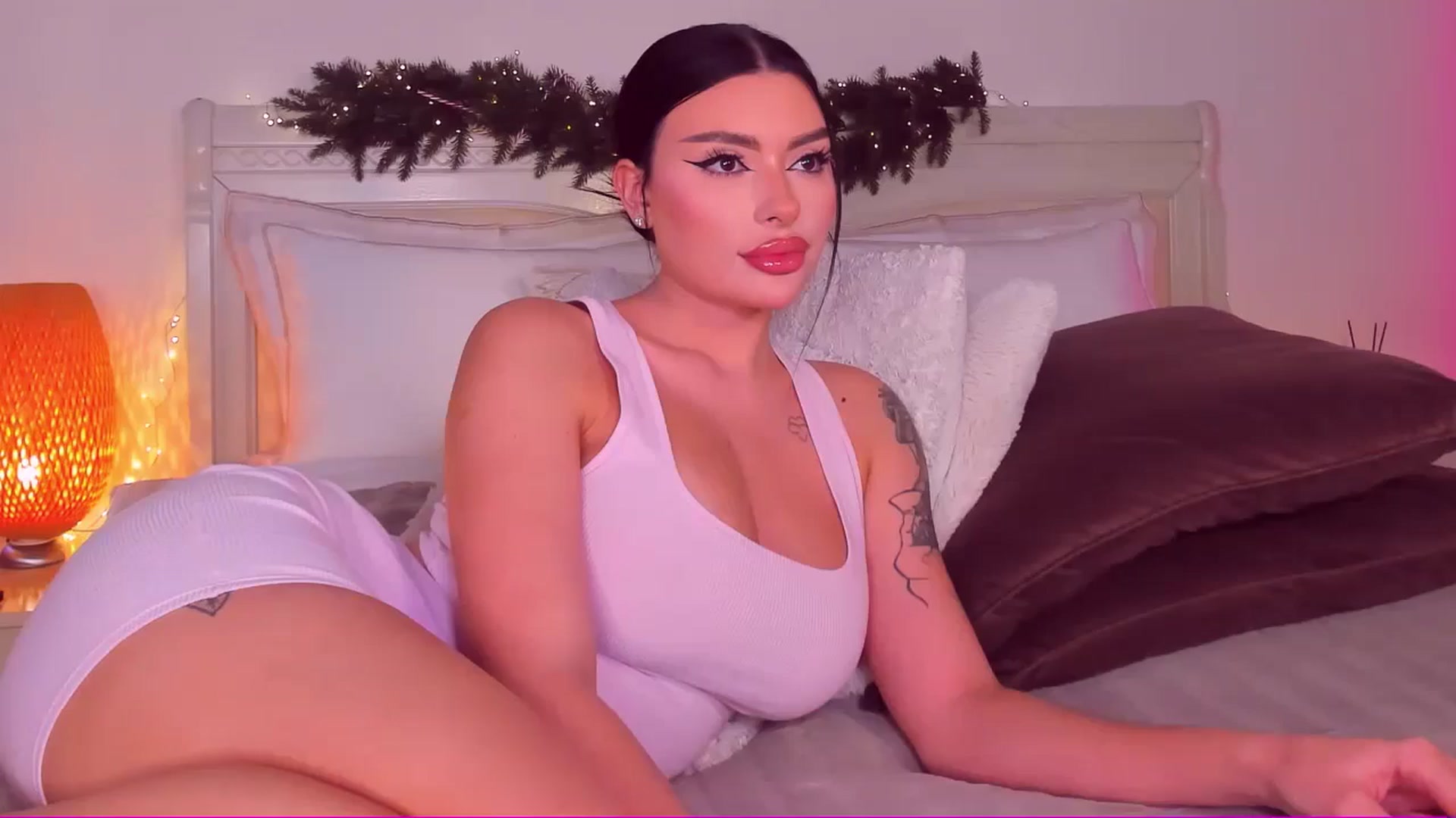Gallery image thumbnail from Mary_Harris_'s myfreecams stream on, 02/10/2025, 12:01 image 11 of 20