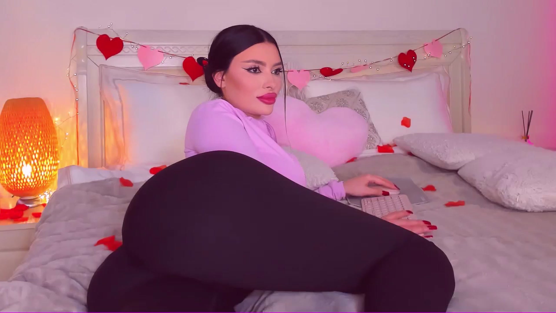 Gallery image thumbnail from Mary_Harris_'s myfreecams stream on, 02/14/2025, 13:31 image 18 of 20