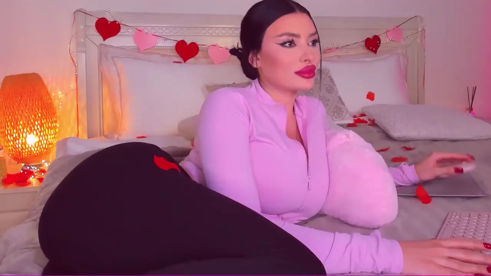 Gallery image thumbnail from Mary_Harris_'s myfreecams stream on, 02/14/2025, 17:31 image 19 of 20