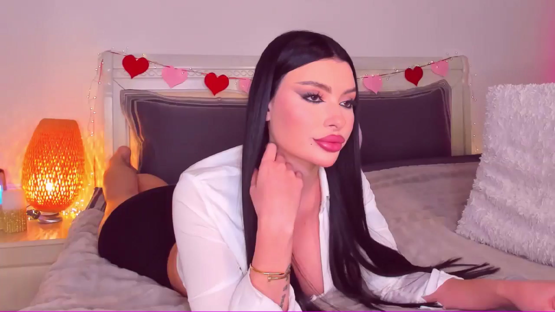 Gallery image thumbnail from Mary_Harris_'s myfreecams stream on, 02/18/2025, 16:35 image 16 of 20