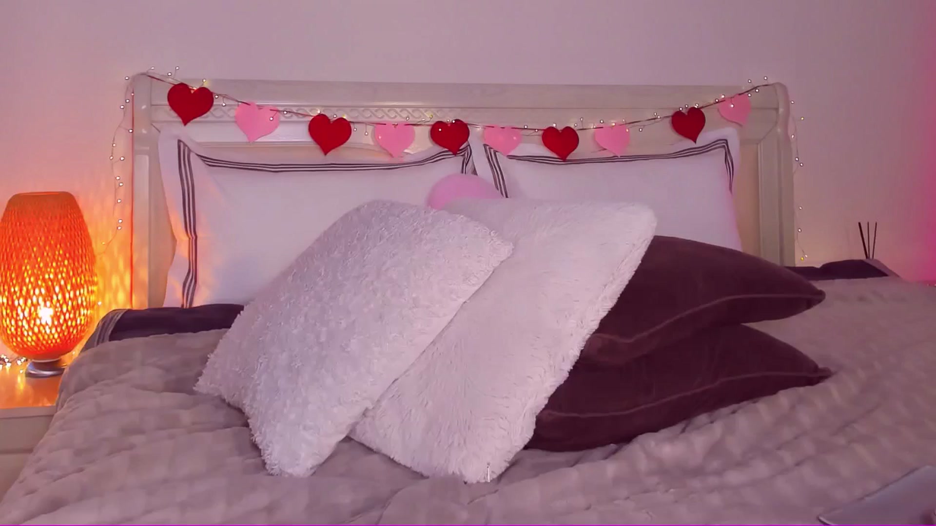 Gallery image thumbnail from Mary_Harris_'s myfreecams stream on, 02/22/2025, 17:09 image 5 of 20