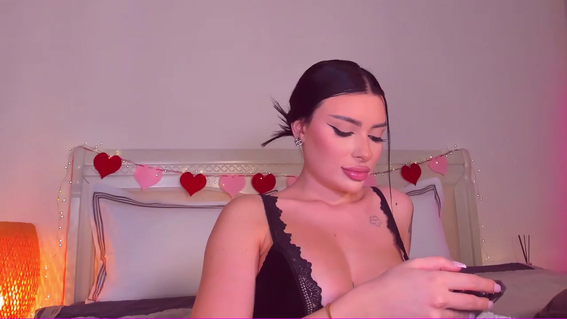 Gallery image thumbnail from Mary_Harris_'s myfreecams stream on, 02/25/2025, 19:20 image 3 of 20
