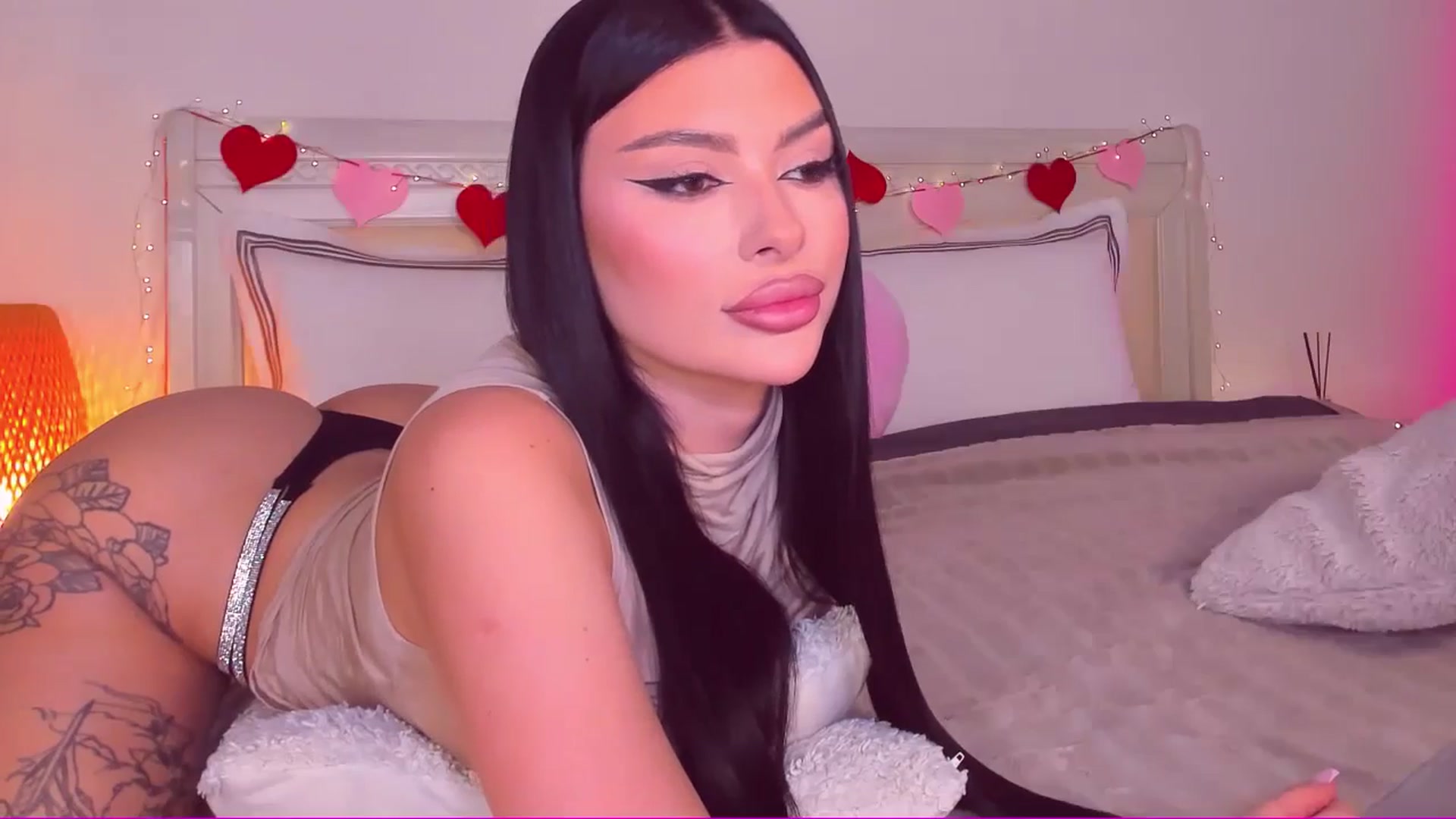 Gallery image thumbnail from Mary_Harris_'s myfreecams stream on, 02/26/2025, 20:31 image 7 of 20