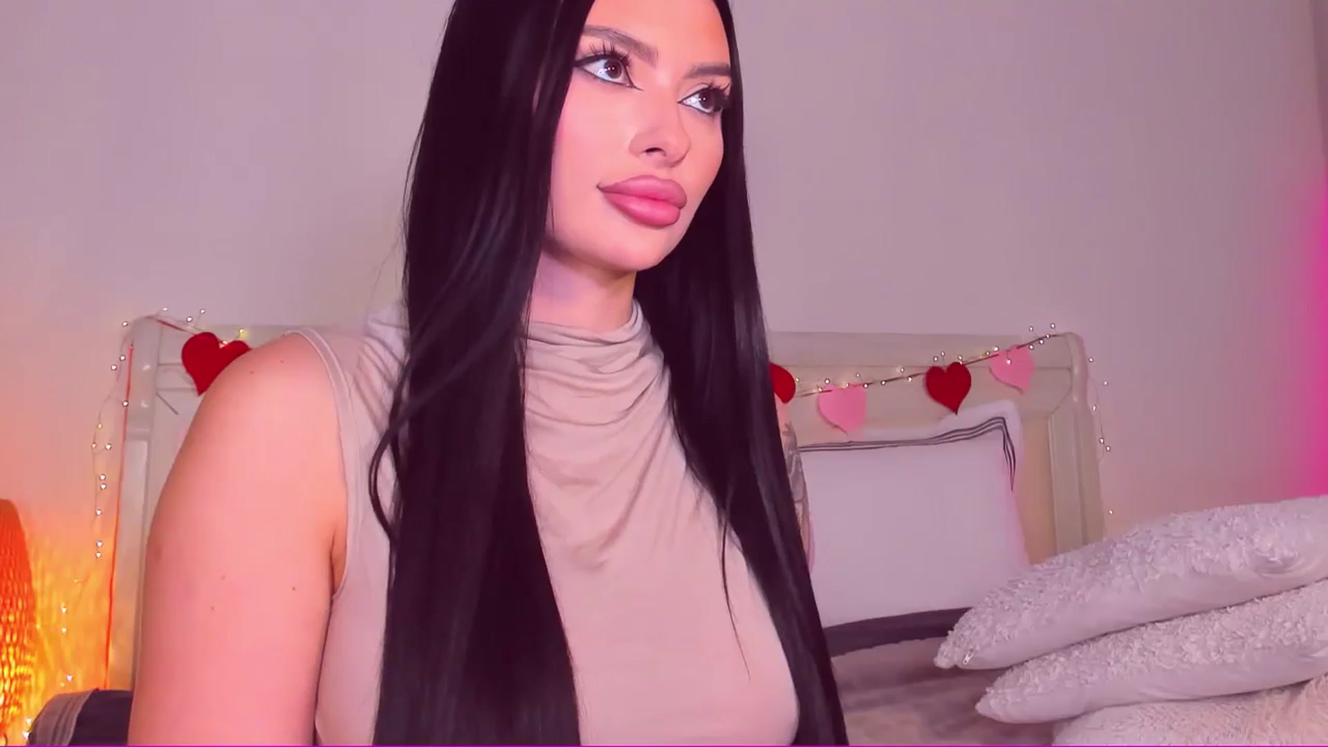 Gallery image thumbnail from Mary_Harris_'s myfreecams stream on, 02/26/2025, 22:49 image 7 of 20