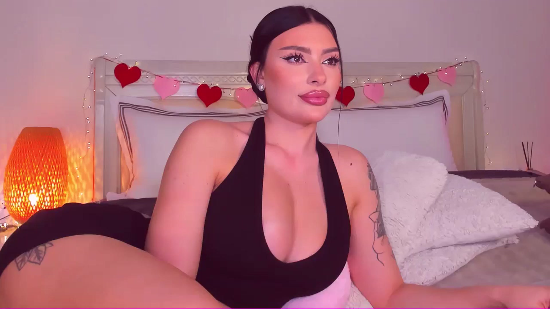Gallery image thumbnail from Mary_Harris_'s myfreecams stream on, 03/01/2025, 15:03 image 18 of 20