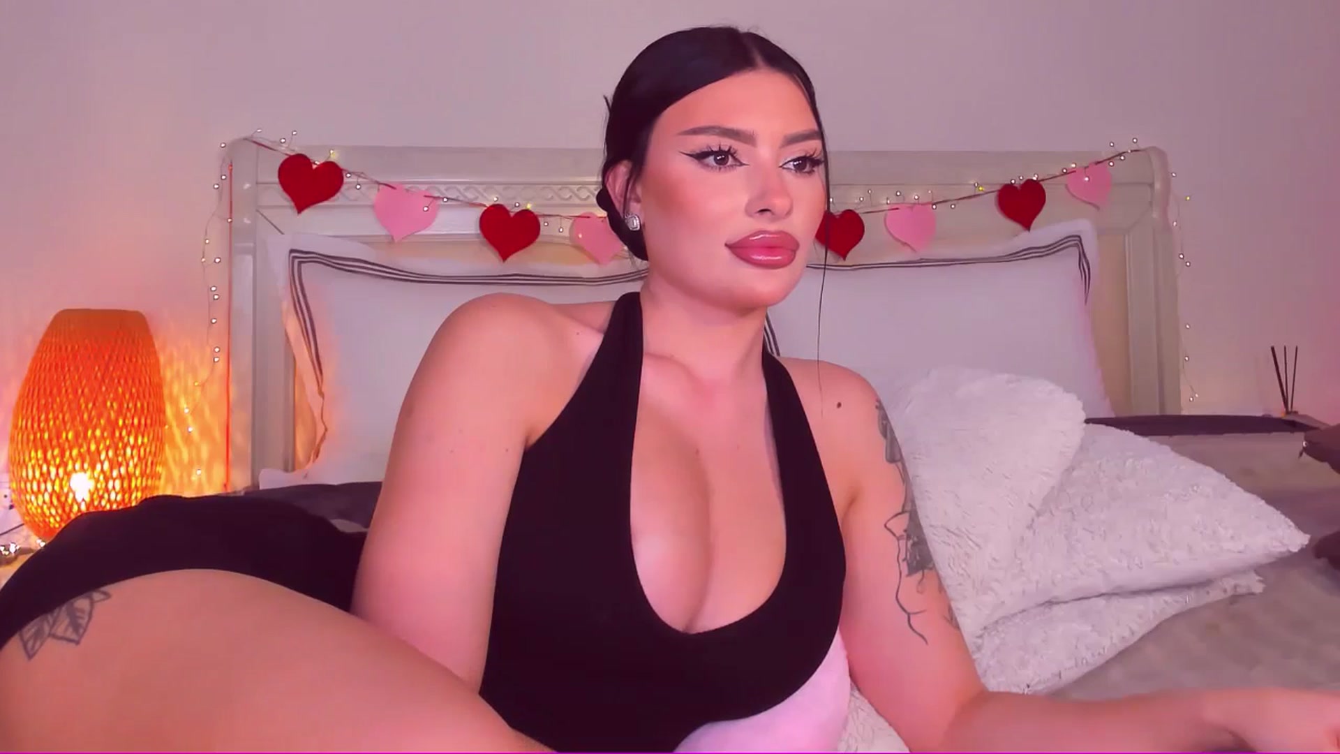 Gallery image thumbnail from Mary_Harris_'s myfreecams stream on, 03/01/2025, 15:03 image 20 of 20