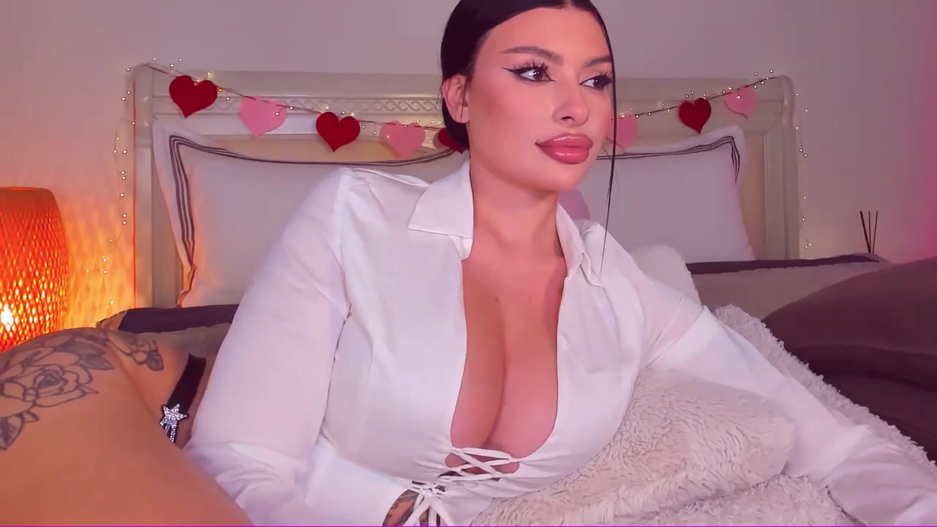 Gallery image thumbnail from Mary_Harris_'s myfreecams stream on, 03/02/2025, 17:34 image 15 of 20