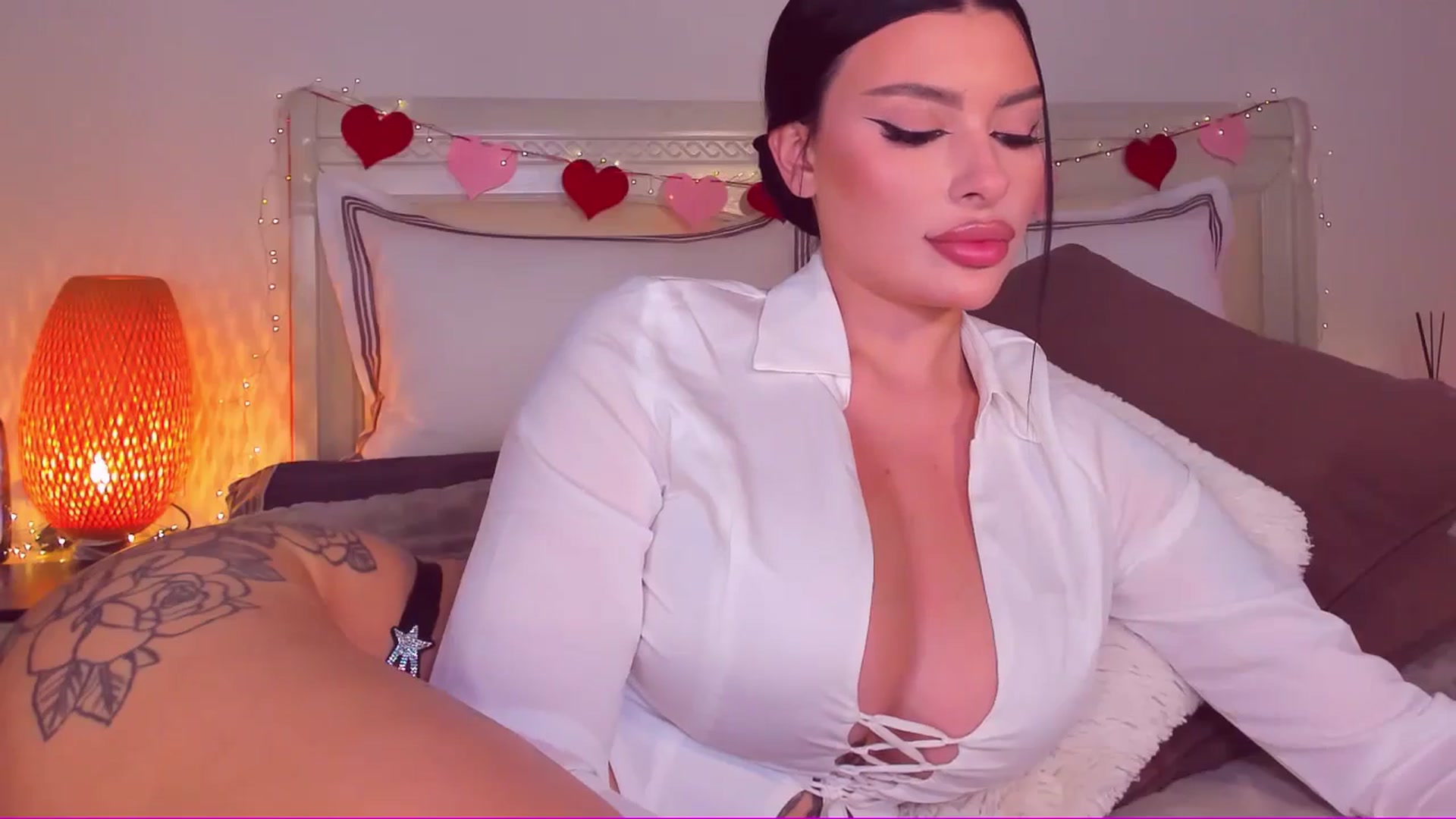 Gallery image thumbnail from Mary_Harris_'s myfreecams stream on, 03/02/2025, 18:45 image 10 of 20