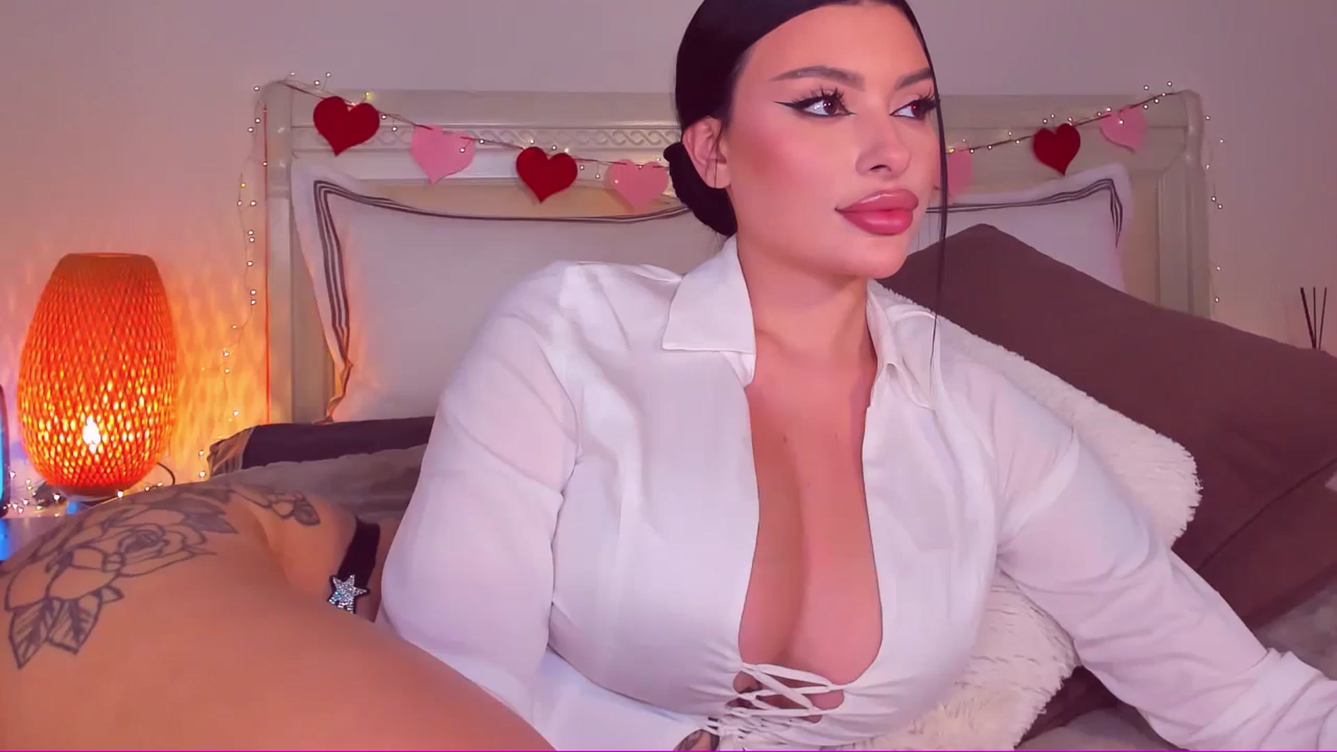 Gallery image thumbnail from Mary_Harris_'s myfreecams stream on, 03/02/2025, 18:45 image 17 of 20
