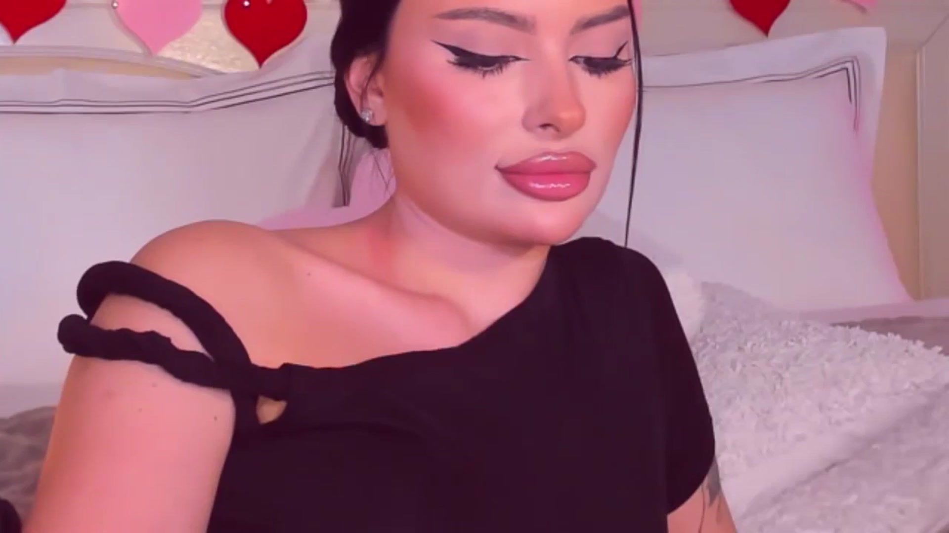 Gallery image thumbnail from Mary_Harris_'s myfreecams stream on, 03/06/2025, 06:25 image 19 of 20