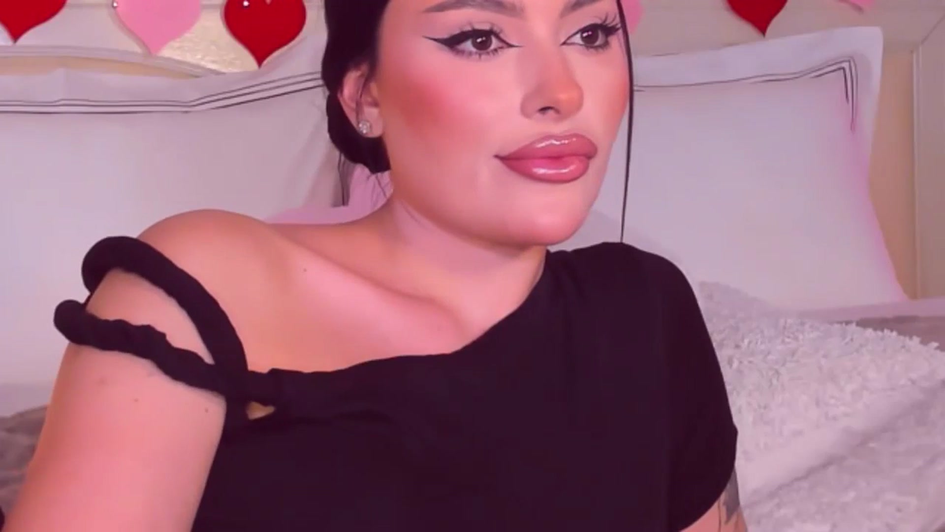 Gallery image thumbnail from Mary_Harris_'s myfreecams stream on, 03/06/2025, 06:25 image 7 of 20