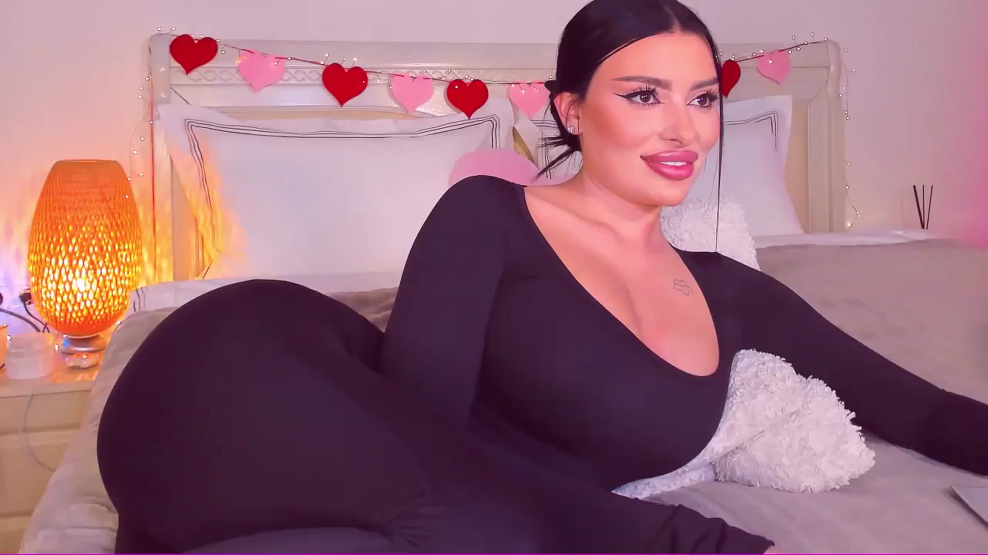 Gallery image thumbnail from Mary_Harris_'s myfreecams stream on, 03/09/2025, 13:42 image 8 of 20