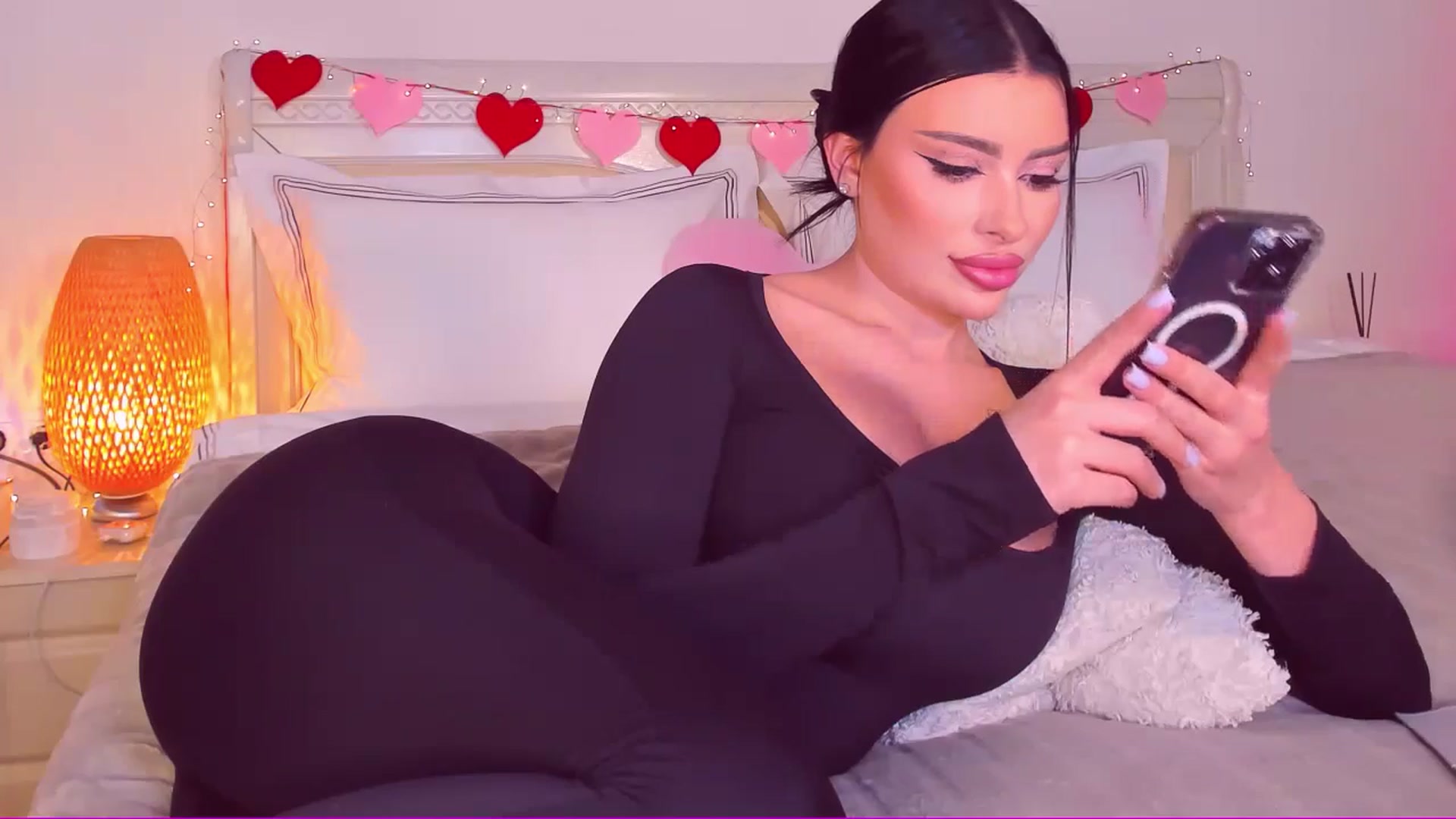 Gallery image thumbnail from Mary_Harris_'s myfreecams stream on, 03/09/2025, 13:42 image 4 of 20