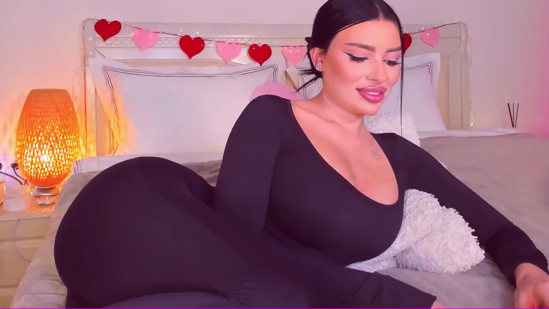 Gallery image thumbnail from Mary_Harris_'s myfreecams stream on, 03/09/2025, 13:42 image 2 of 20