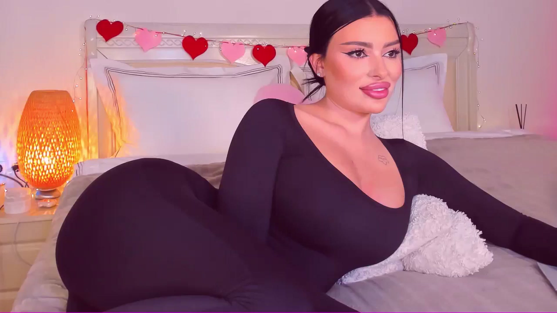Gallery image thumbnail from Mary_Harris_'s myfreecams stream on, 03/09/2025, 13:42 image 3 of 20