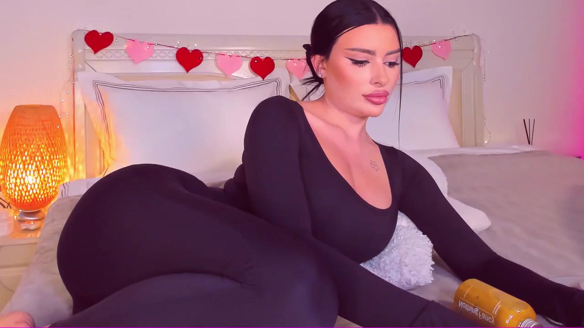 Gallery image thumbnail from Mary_Harris_'s myfreecams stream on, 03/09/2025, 14:59 image 13 of 20