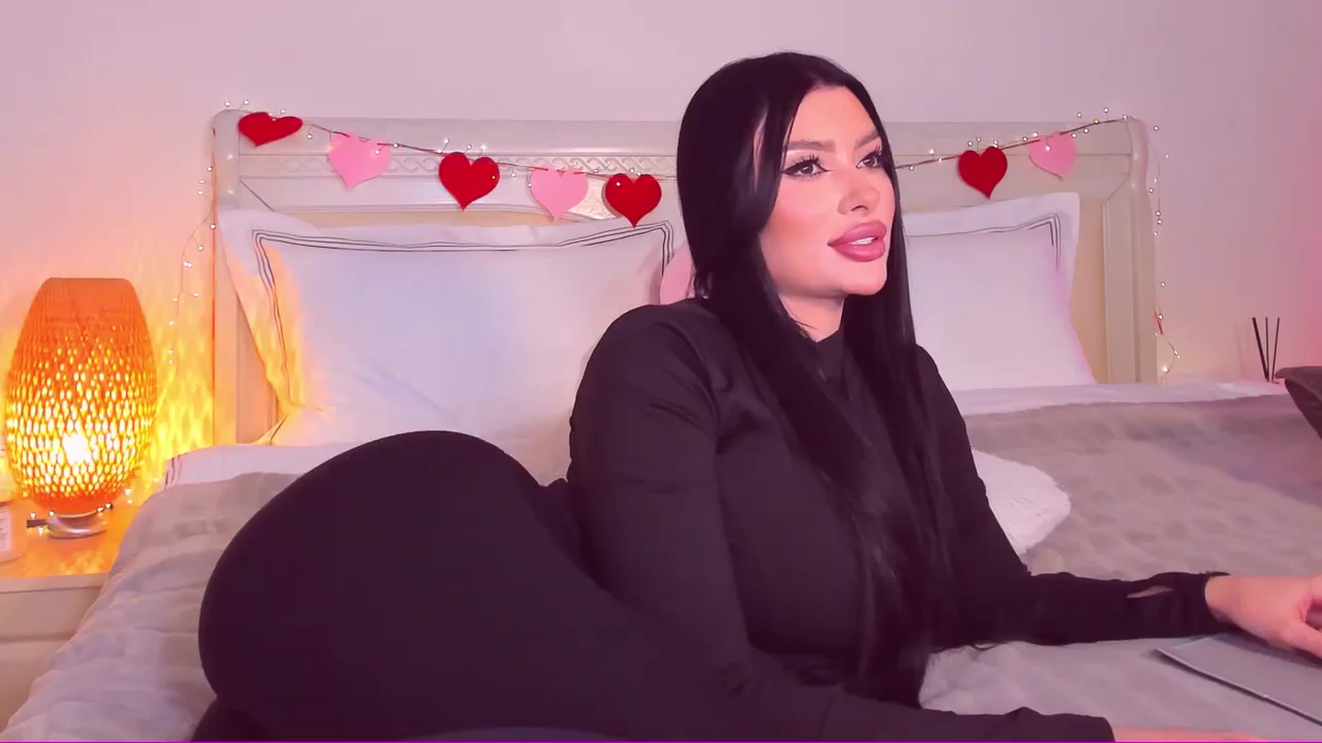 Gallery image thumbnail from Mary_Harris_'s myfreecams stream on, 03/11/2025, 15:51 image 7 of 20