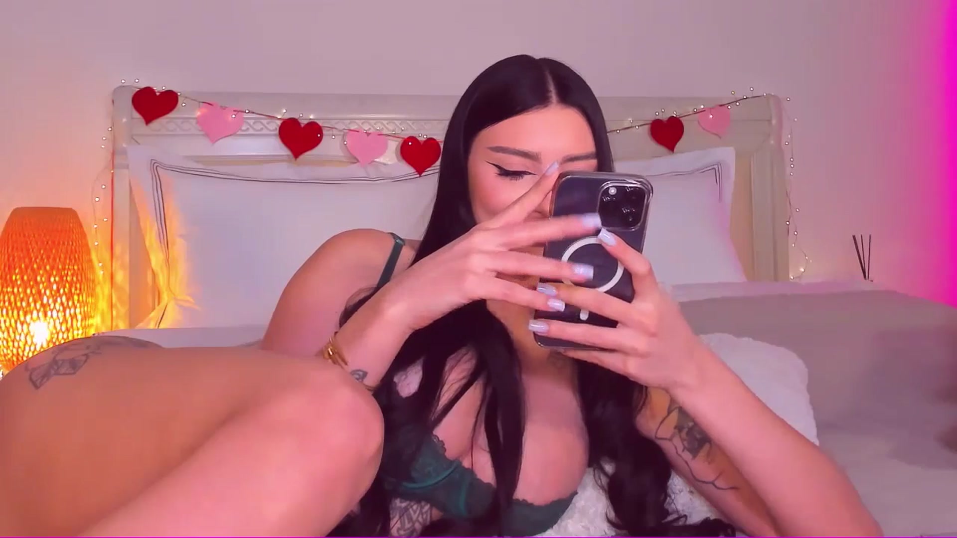 Gallery image thumbnail from Mary_Harris_'s myfreecams stream on, 03/14/2025, 18:10 image 6 of 20