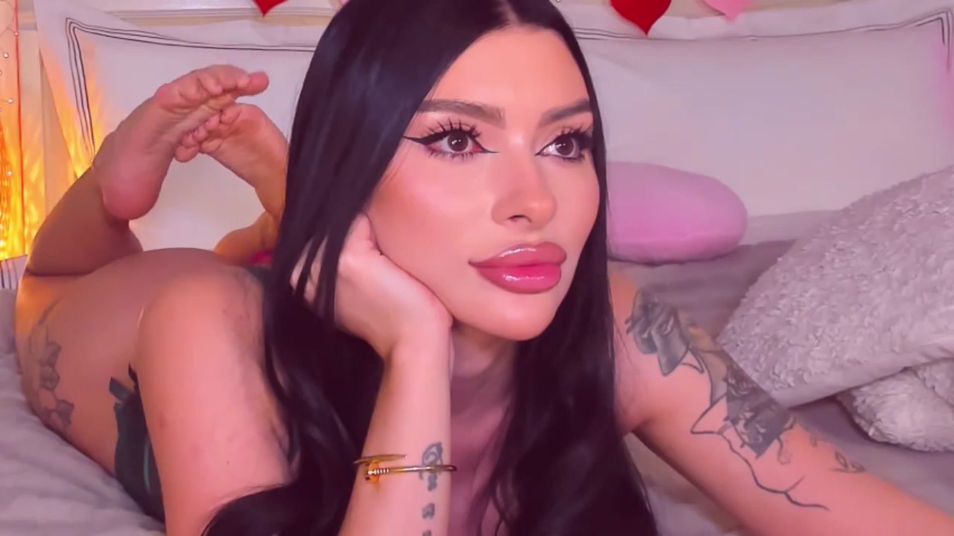 Gallery image thumbnail from Mary_Harris_'s myfreecams stream on, 03/14/2025, 18:40 image 13 of 20