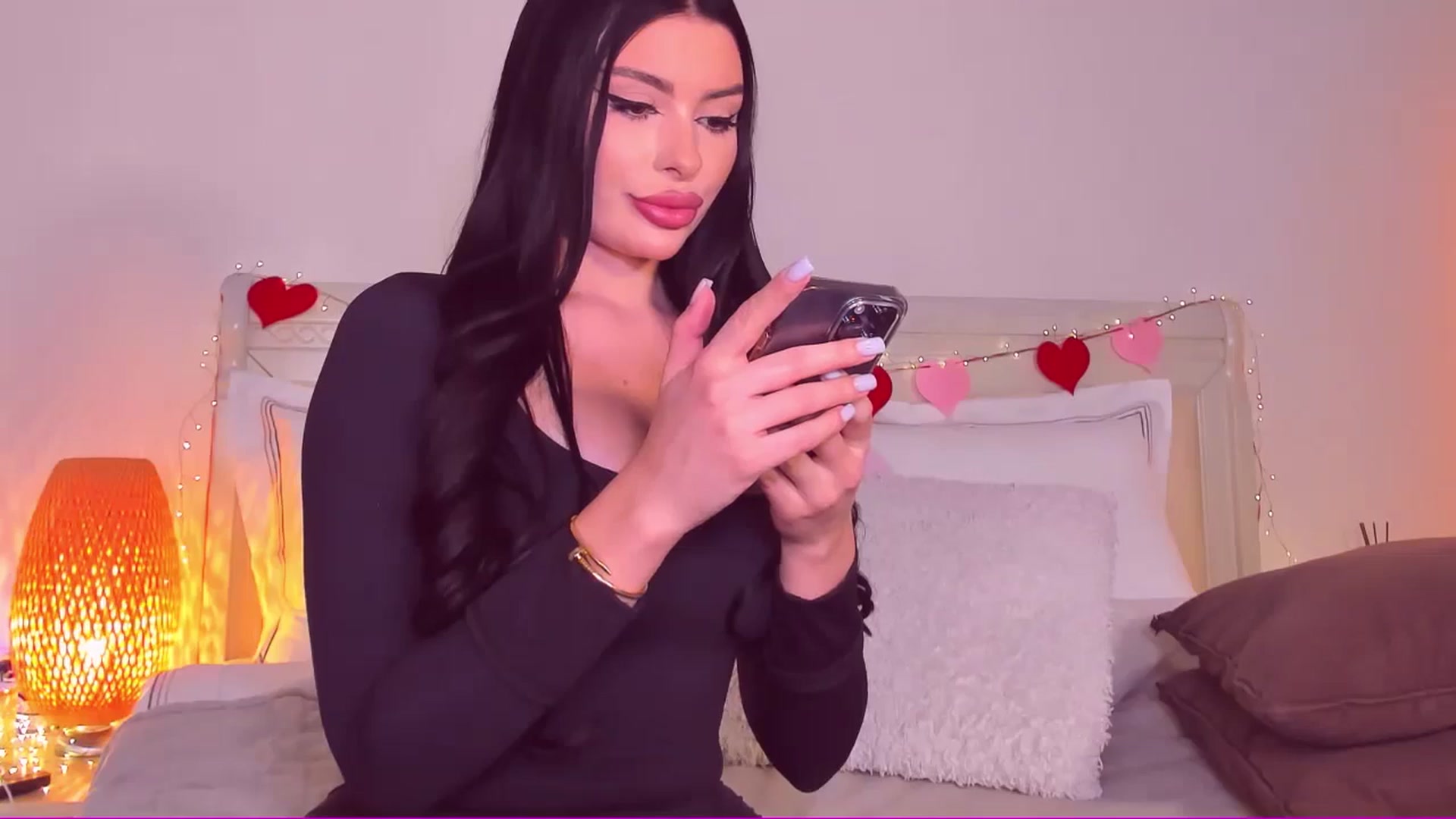 Gallery image thumbnail from Mary_Harris_'s myfreecams stream on, 03/15/2025, 18:04 image 17 of 20