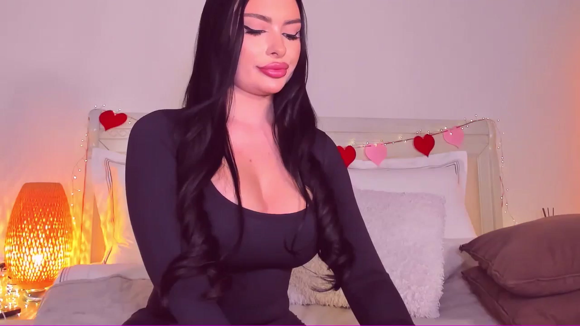 Gallery image thumbnail from Mary_Harris_'s myfreecams stream on, 03/15/2025, 18:04 image 16 of 20