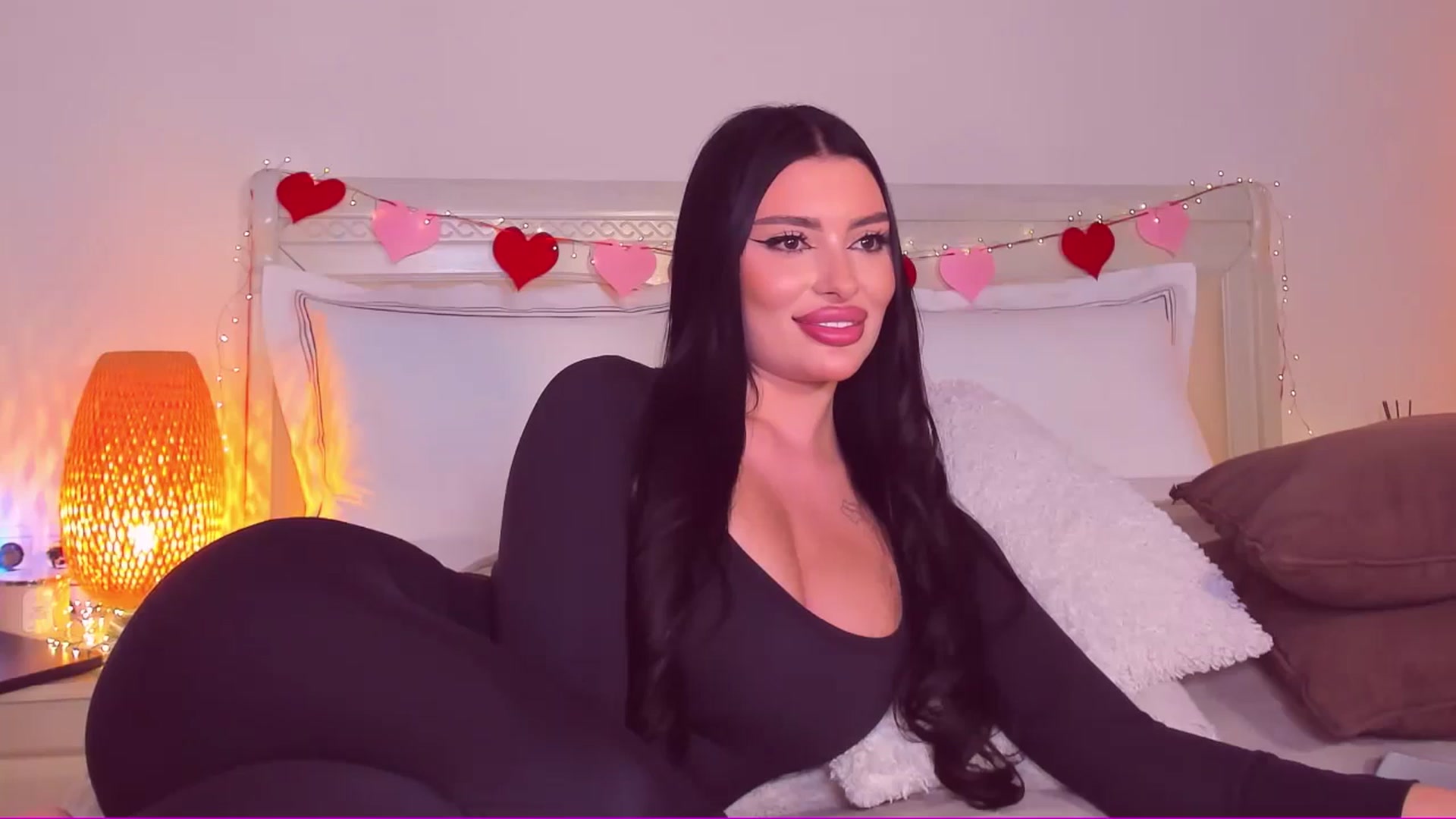 Gallery image thumbnail from Mary_Harris_'s myfreecams stream on, 03/15/2025, 19:26 image 11 of 20