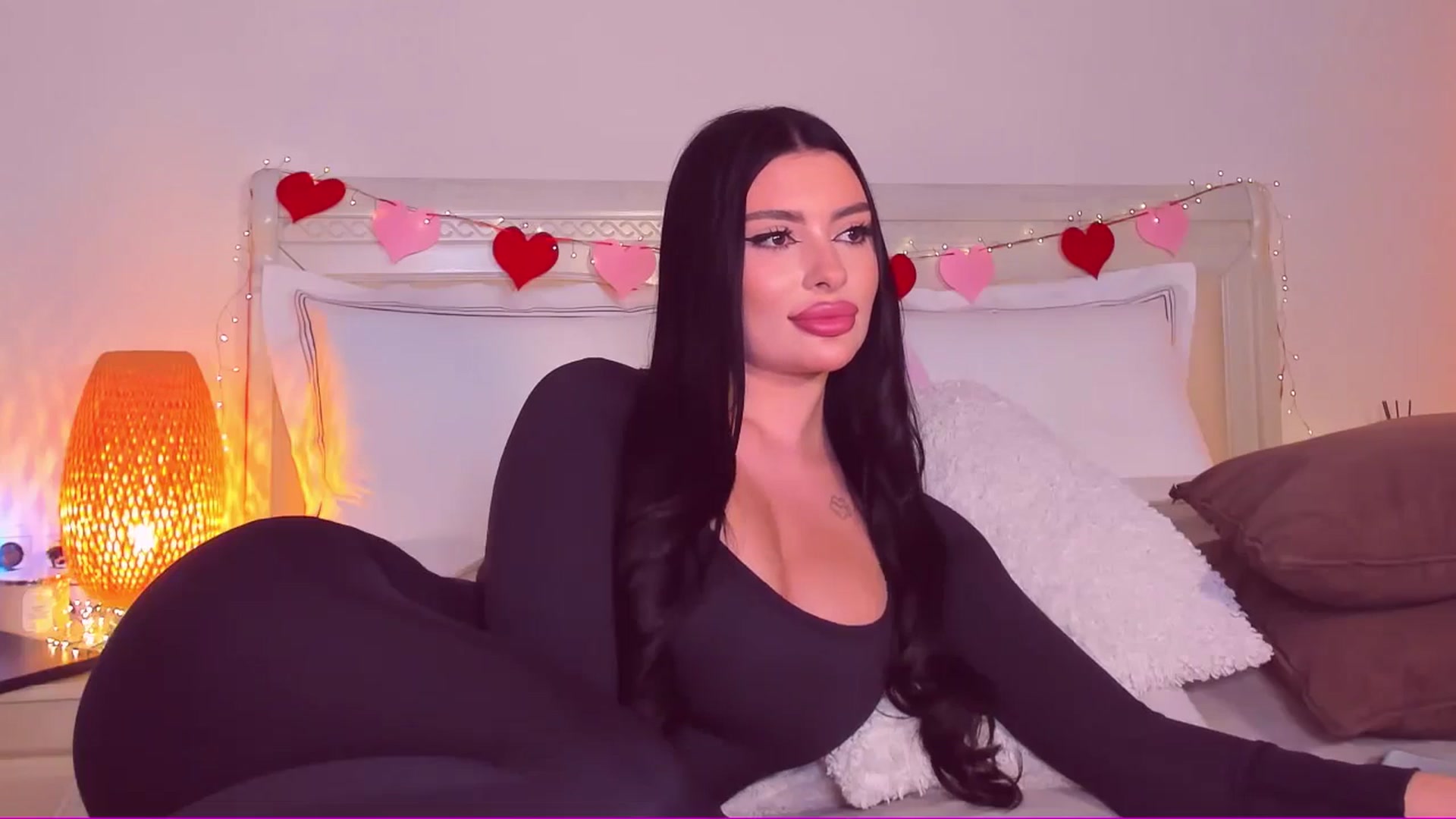 Gallery image thumbnail from Mary_Harris_'s myfreecams stream on, 03/15/2025, 19:26 image 10 of 20