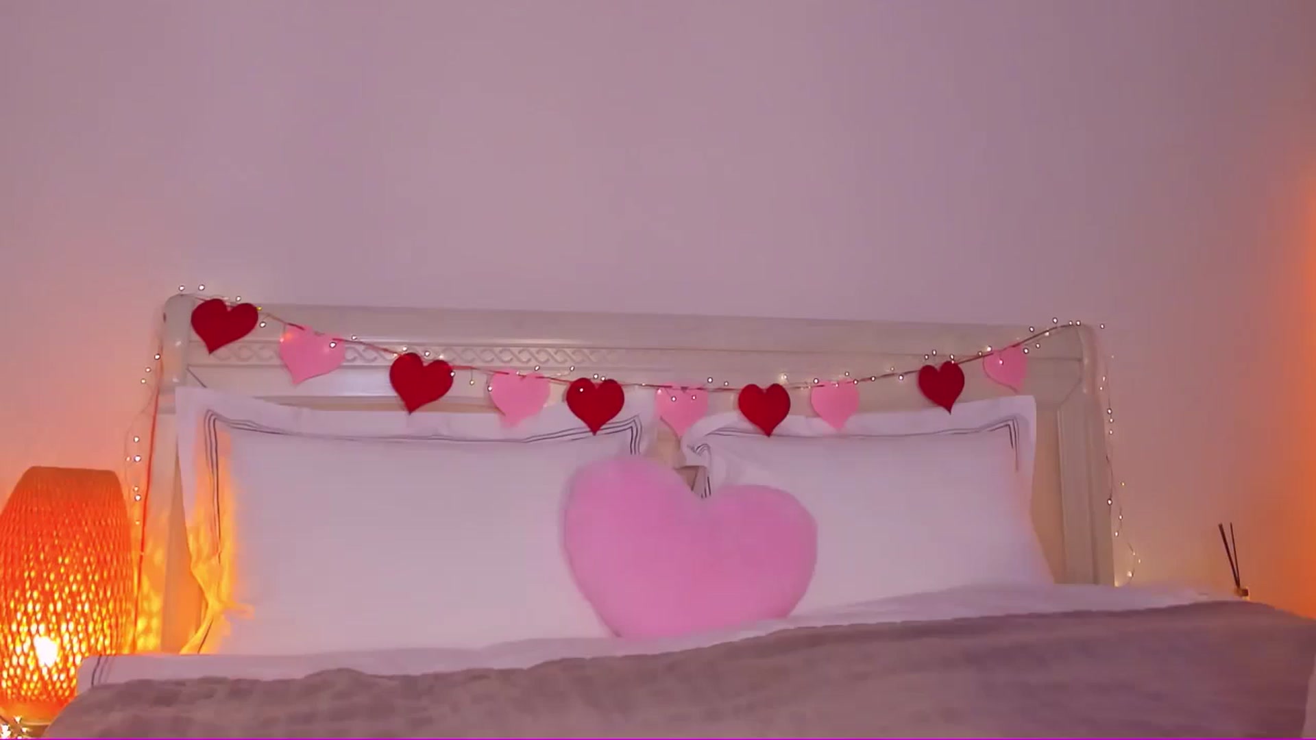 Gallery image thumbnail from Mary_Harris_'s myfreecams stream on, 03/19/2025, 16:06 image 7 of 20