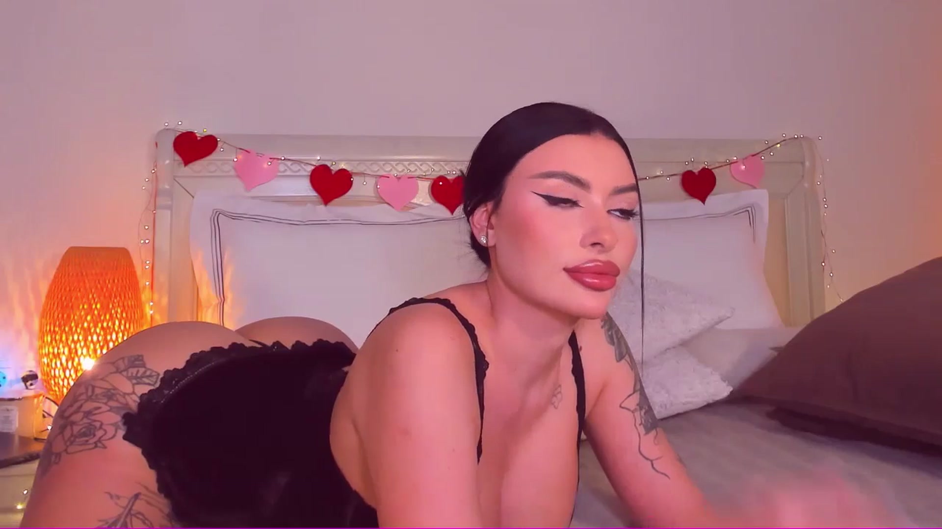 Gallery image thumbnail from Mary_Harris_'s myfreecams stream on, 03/20/2025, 20:01 image 17 of 20