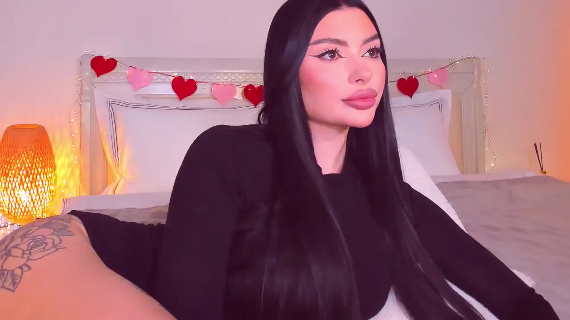 Gallery image thumbnail from Mary_Harris_'s myfreecams stream on, 03/21/2025, 17:56 image 7 of 20