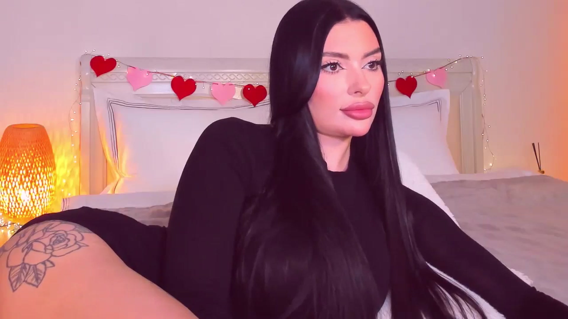 Gallery image thumbnail from Mary_Harris_'s myfreecams stream on, 03/21/2025, 17:56 image 8 of 20