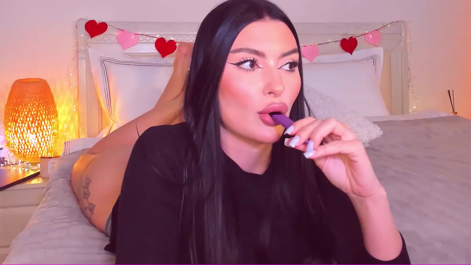 Gallery image thumbnail from Mary_Harris_'s myfreecams stream on, 03/21/2025, 19:11 image 1 of 20
