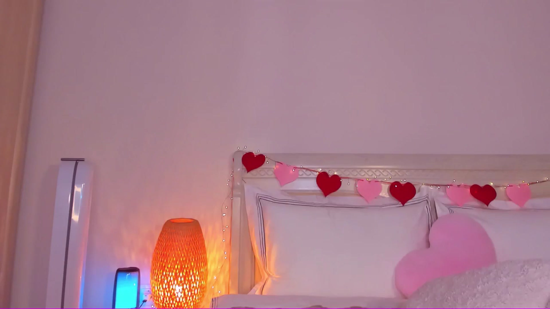 Gallery image thumbnail from Mary_Harris_'s myfreecams stream on, 03/21/2025, 19:11 image 17 of 20