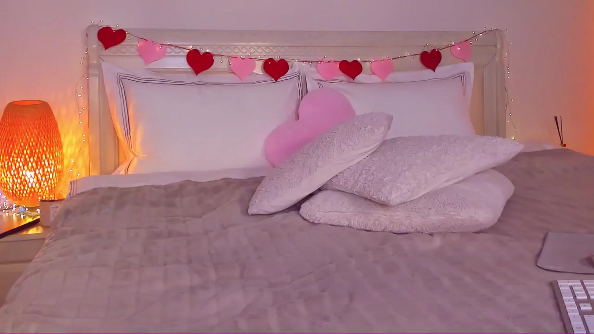 Gallery image thumbnail from Mary_Harris_'s myfreecams stream on, 03/21/2025, 19:49 image 11 of 20