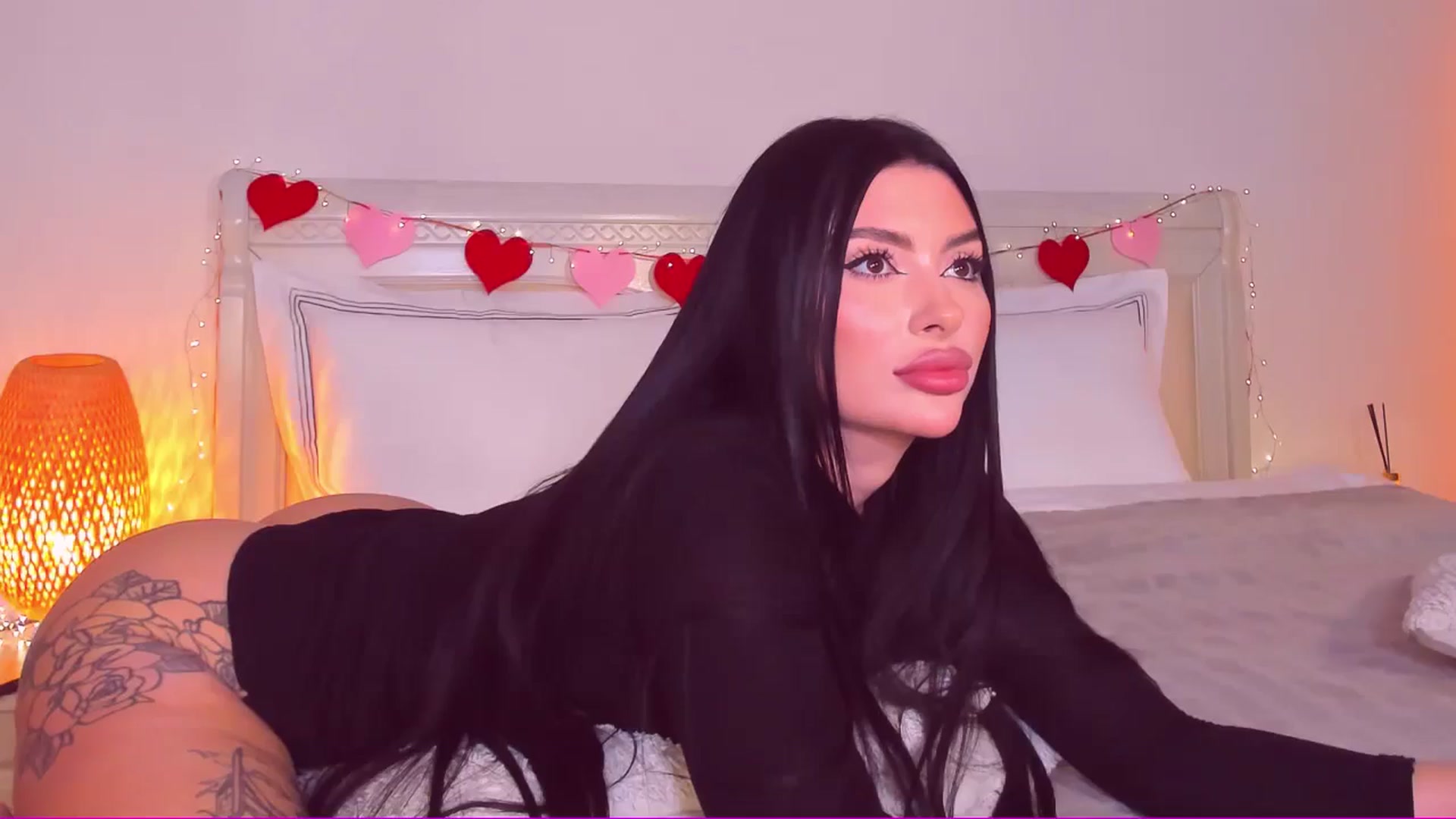 Gallery image thumbnail from Mary_Harris_'s myfreecams stream on, 03/21/2025, 20:47 image 8 of 20