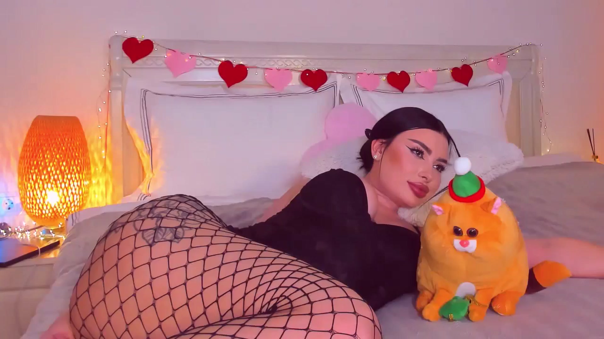 Gallery image thumbnail from Mary_Harris_'s myfreecams stream on, 03/22/2025, 22:09 image 14 of 20